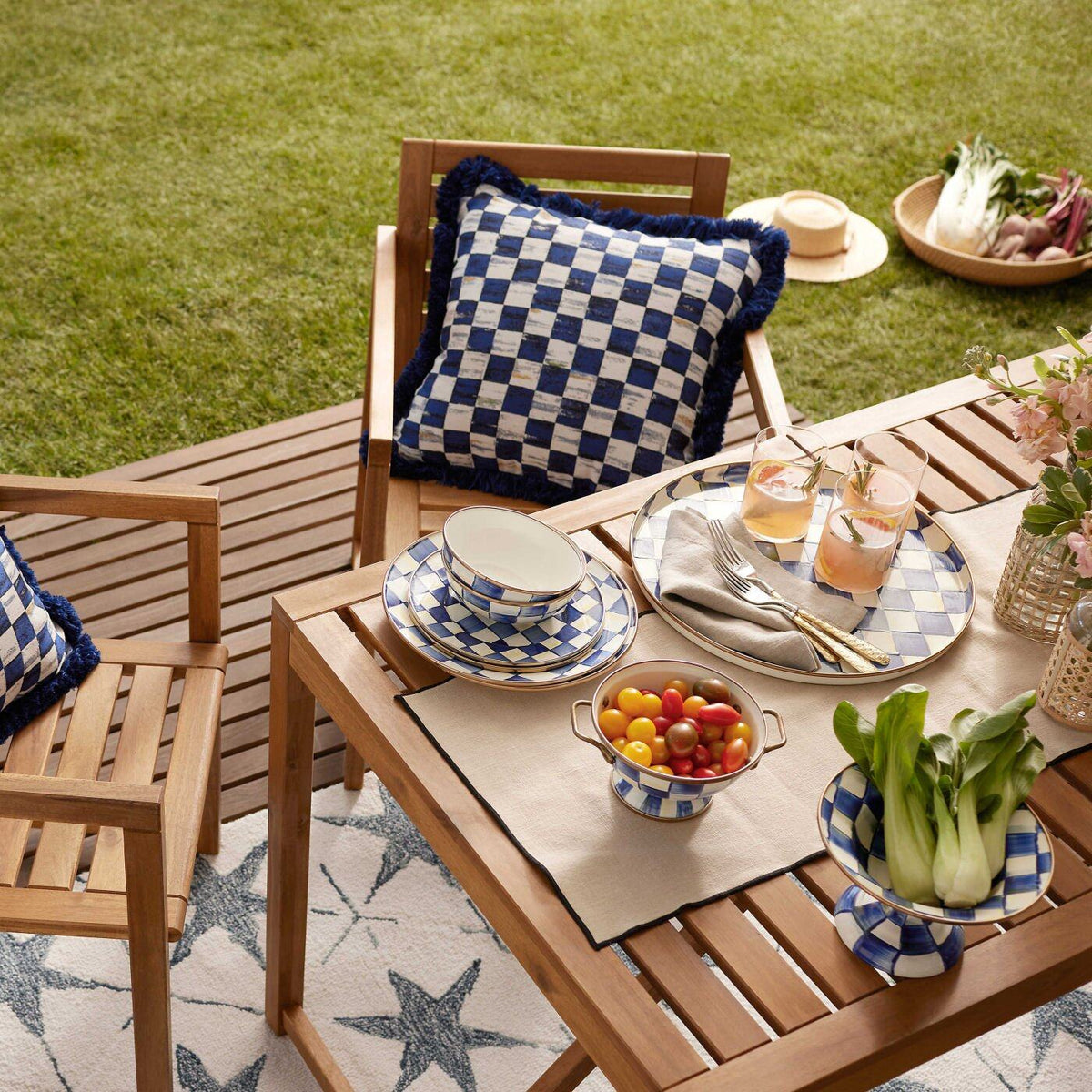 MacKenzie-Check Royal Check Round Tray