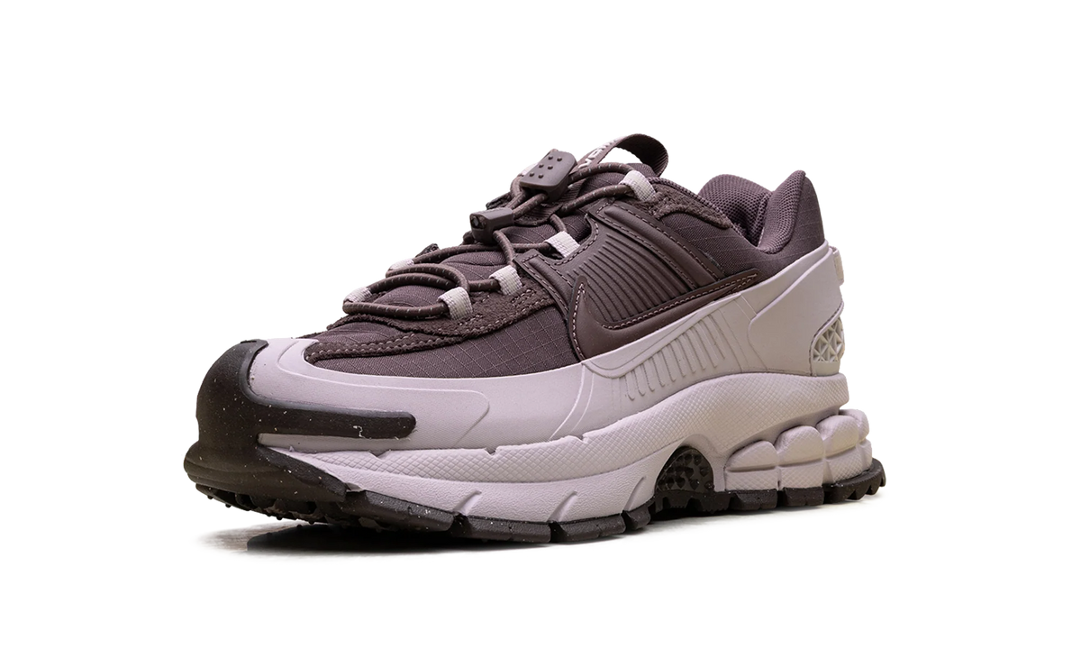 Nike Zoom Vomero 5 Roam WMNS "Particle Rose" HQ2181 501